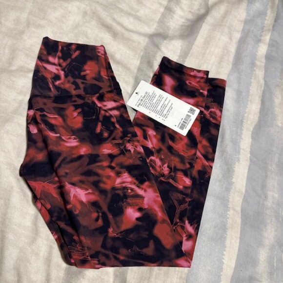NWT Lululemon Align leggings size 4 - Picture 1 of 2